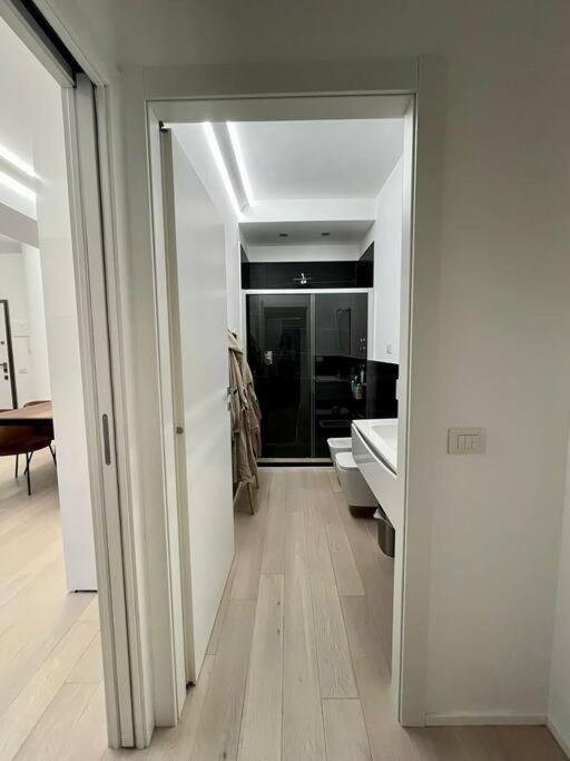 Modern Apartment - Walking Distance To Milan Central Station Kültér fotó